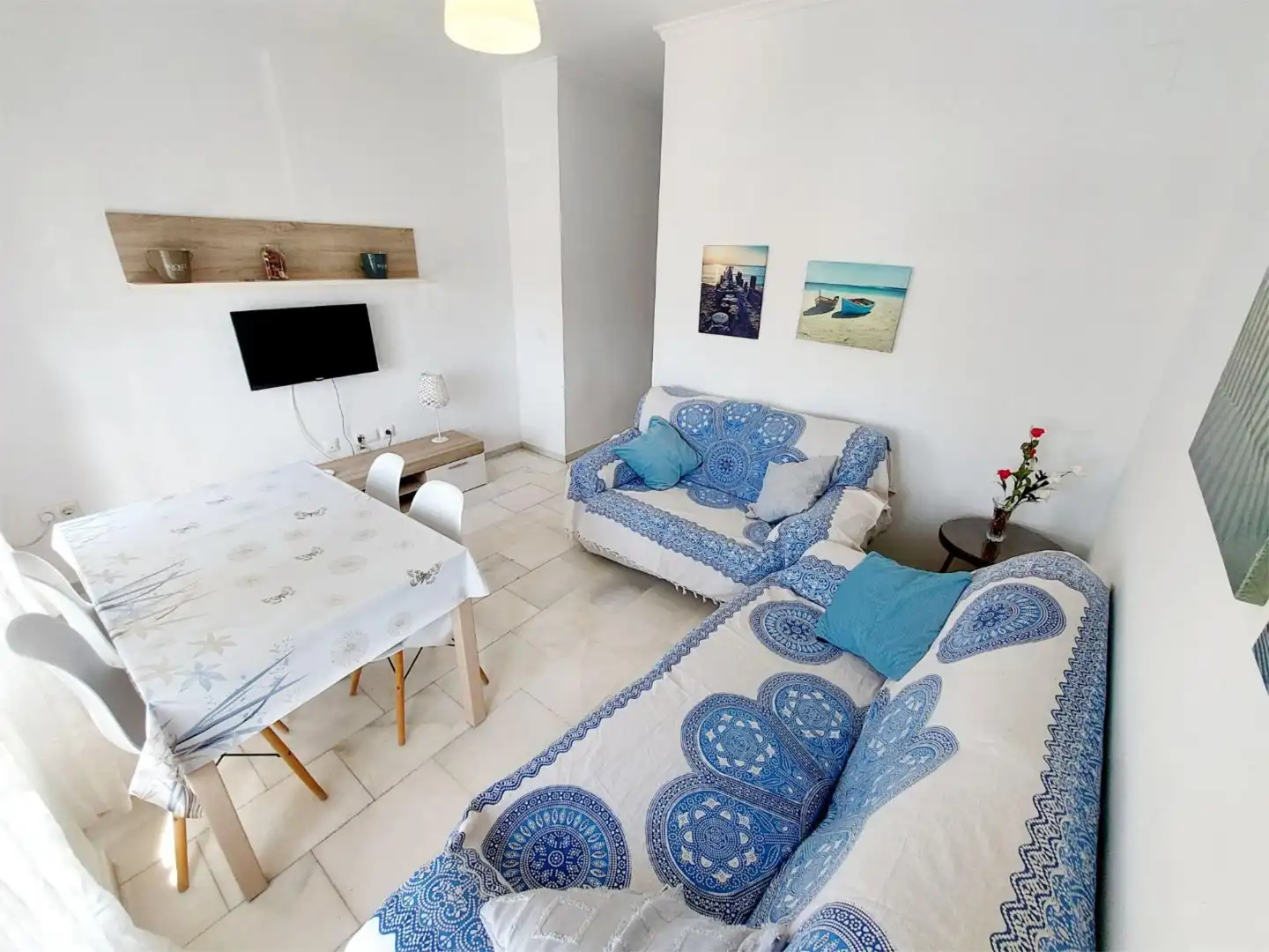 Flat for rent in Avenida Sanlúcar de Barrameda, 38, Playa Cruz del Mar Living room of Flat for rent in Chipiona with Air Conditioner, Heating and Terrace