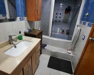 Bathroom of Attic for sale in  Barcelona Capital  with Air Conditioner, Terrace and Storage room