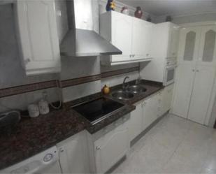 Kitchen of Flat to rent in  Córdoba Capital