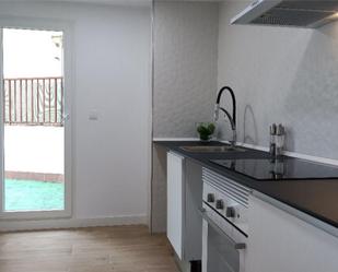 Kitchen of Flat for sale in  Zaragoza Capital  with Air Conditioner, Heating and Terrace