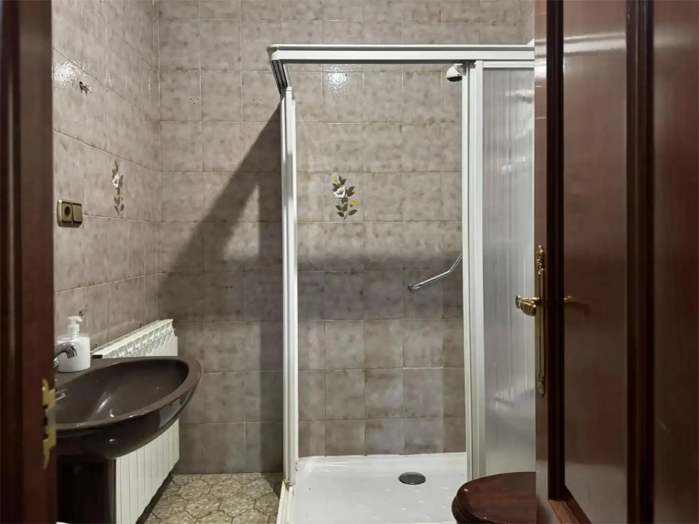 Flat for sale in Calle Juan Agapito Revilla, 1, Campo de la Juventud Bathroom of Flat for sale in Palencia with Heating, Private garden and Terrace