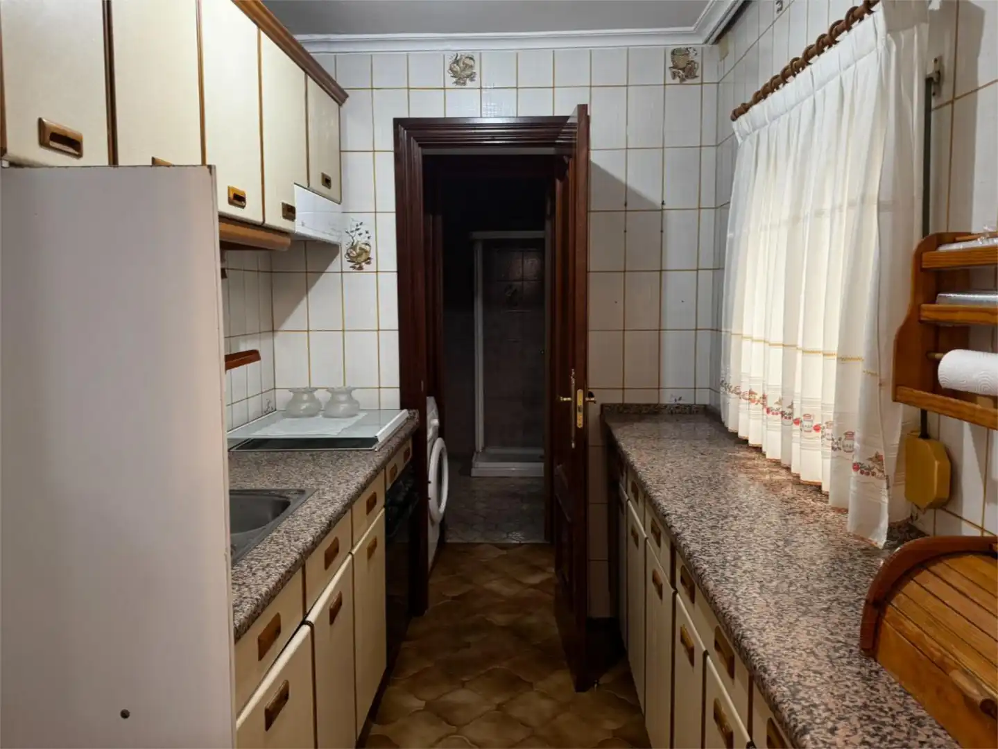 Flat for sale in Calle Juan Agapito Revilla, 1, Campo de la Juventud Kitchen of Flat for sale in Palencia with Heating, Private garden and Terrace