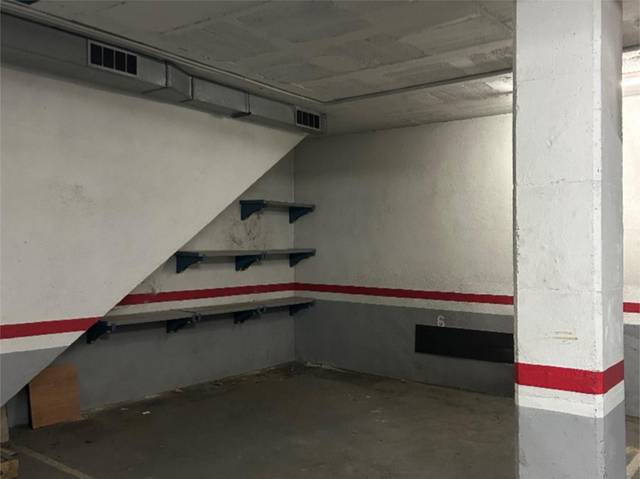 Garaje en Alquiler en Carrer de Garcilaso, 184 en El Congrés i els Indians