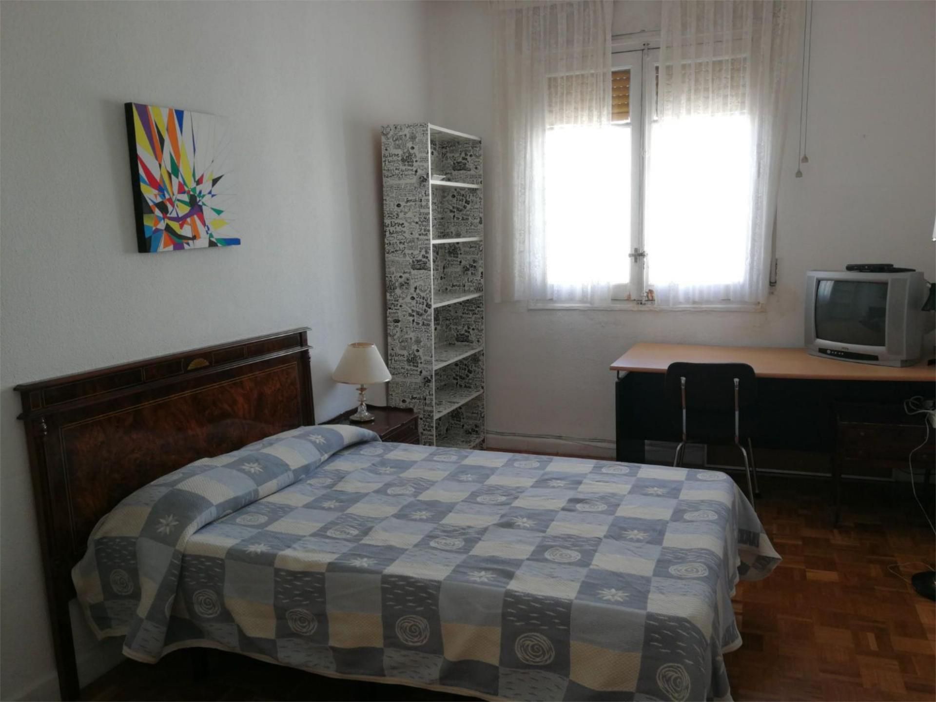 Flat to share in Plaza del Conde del Valle de Súchil, 32, Arapiles