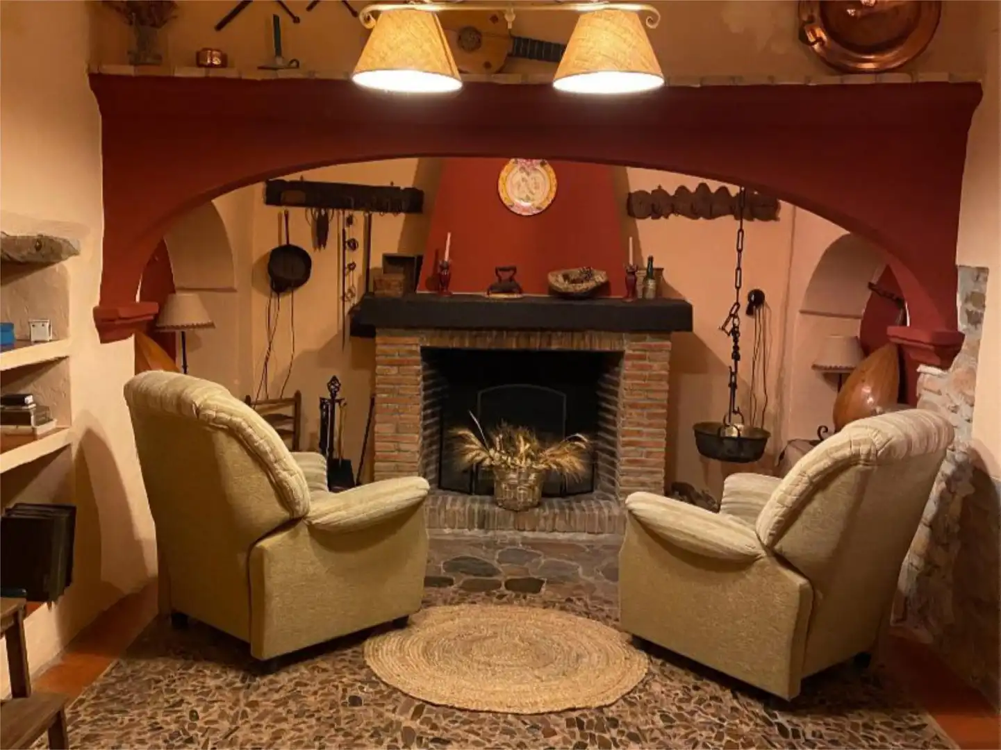 Detached homes for sale in Calle Mesones, 19, Fuente Obejuna Living room of Detached homes for sale in Fuente Obejuna with Air Conditioner, Private garden and Terrace