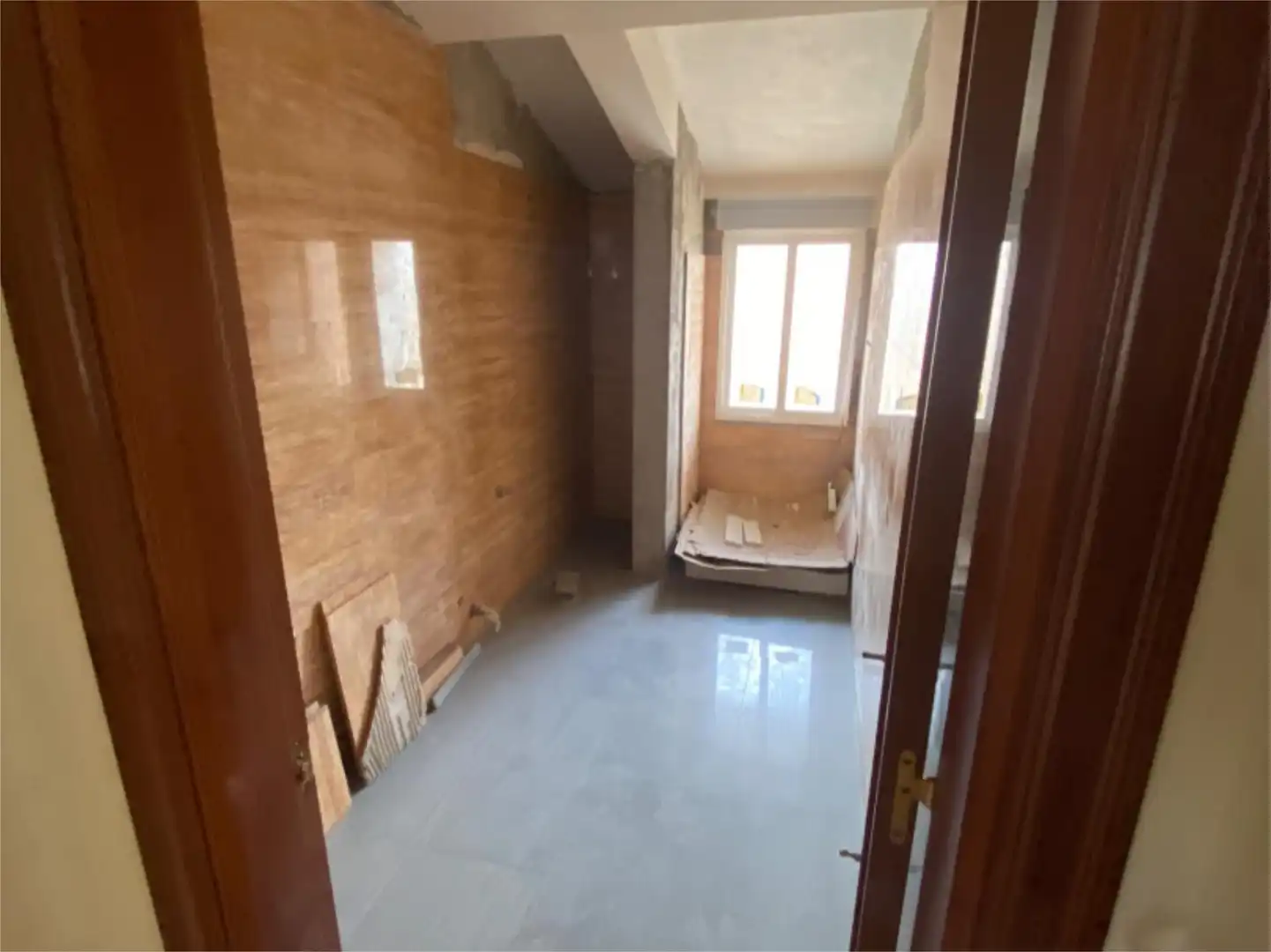 Casa adosada en venda a Poblado Bustillo de Villarcayo, 23, Medina de Pomar Dormitori de Casa adosada en venda en Medina de Pomar amb Terrassa i Balcó