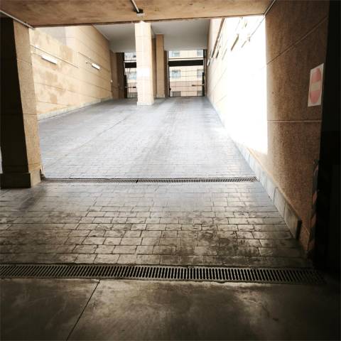 Garaje en Venta en Avenida de Emilio Lemos, 42 en Colores -  Entreparques