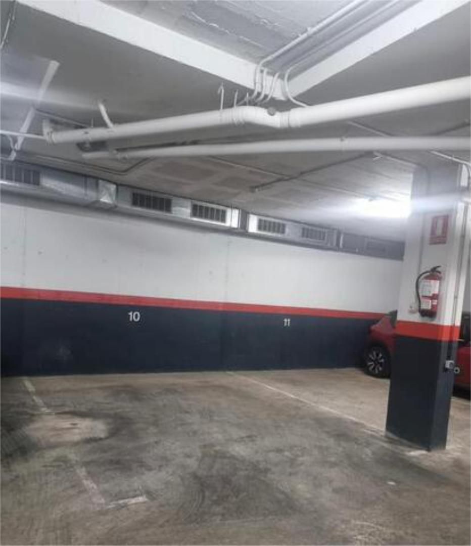 Parking of Garage to rent in Ripollet