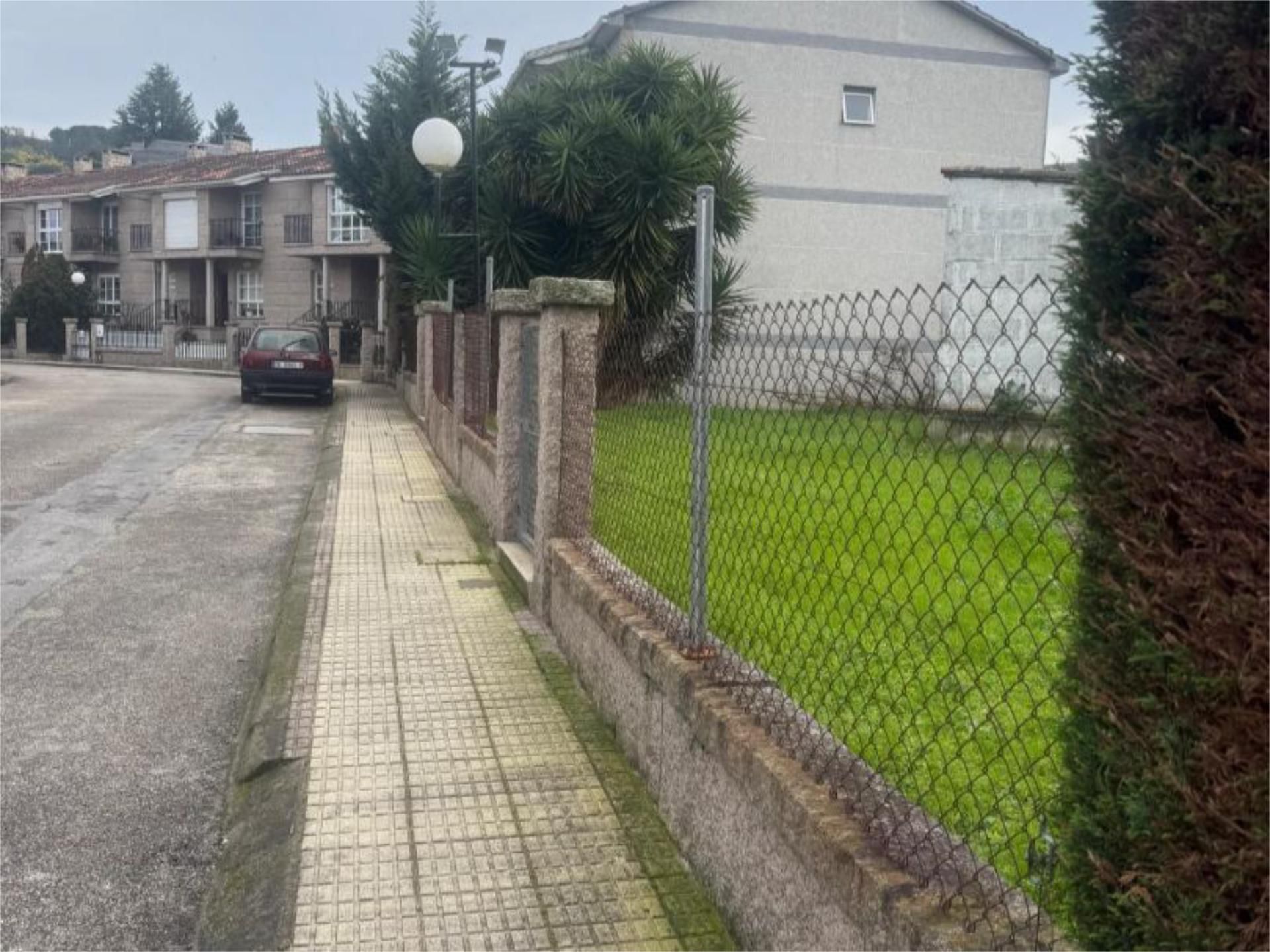 Exterior view of Land for sale in Ourense Capital 
