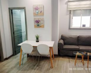 Living room of Flat to rent in  Zaragoza Capital  with Heating, Parquet flooring and Terrace