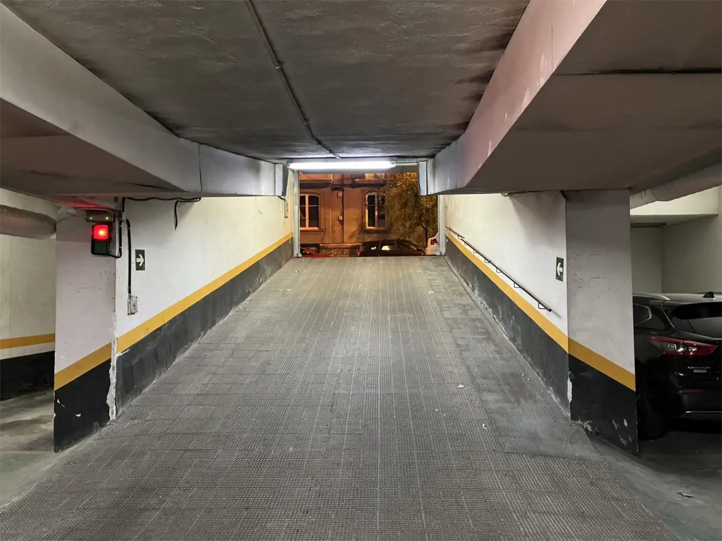 Garaje de alquiler en Ibáñez de Bilbao Kalea, 26, Ensanche - Moyua - Diputación Parking de Garaje de alquiler en Bilbao