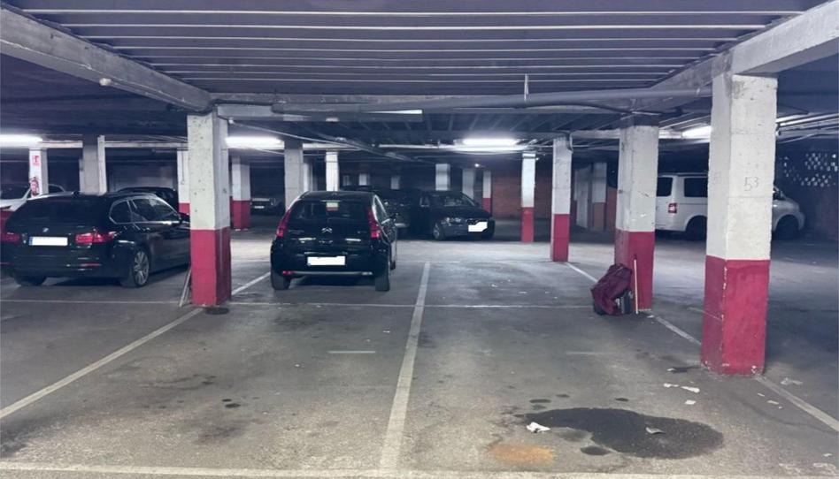 Photo 1 of Garage to rent in Calle la Estrecha, 26, HUCA - La Cadellada, Asturias