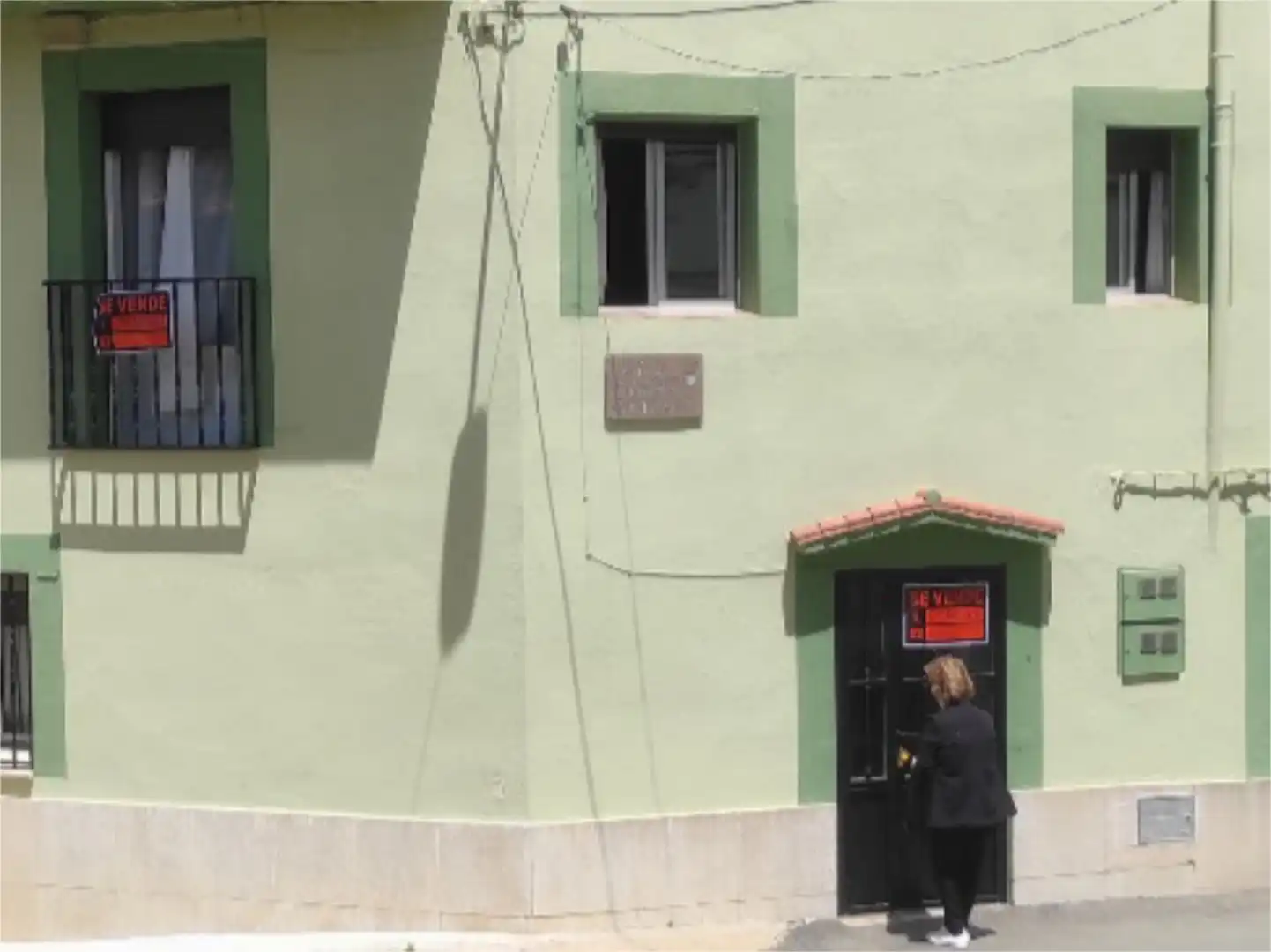 Vista exterior de Casa o xalet en venda en Garciaz amb Calefacció, Traster i Moblat