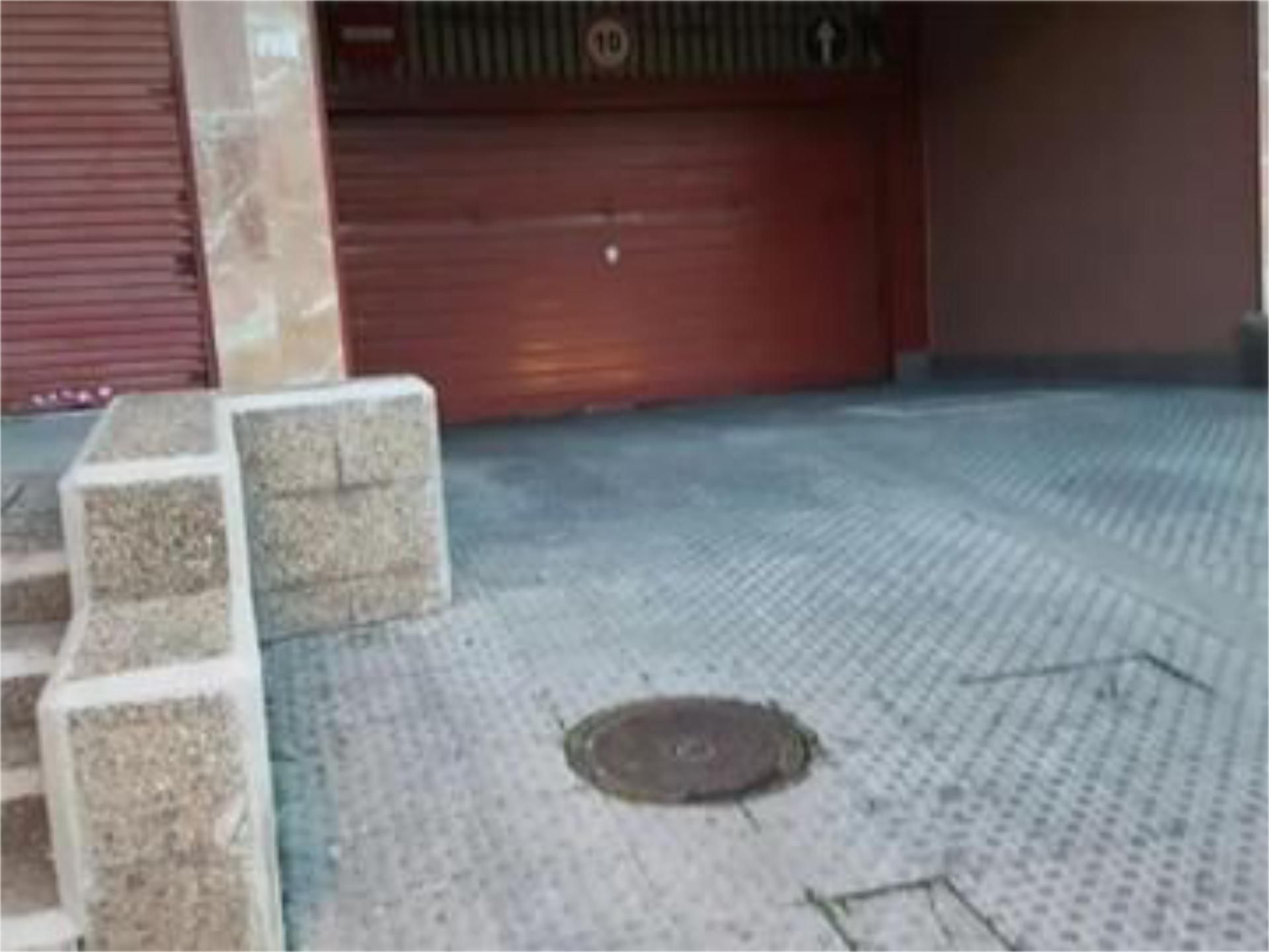Parking of Garage to rent in La Llagosta
