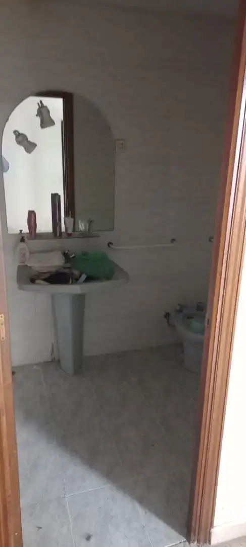 Badezimmer von Einfamilien-Reihenhaus zum Verkauf in Talavera de la Reina