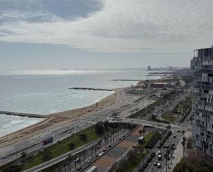 Exterior view of Flat to rent in  Barcelona Capital  with Air Conditioner, Terrace and Swimming Pool