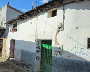 Exterior view of Single-family semi-detached for sale in San Martín de Valdeiglesias