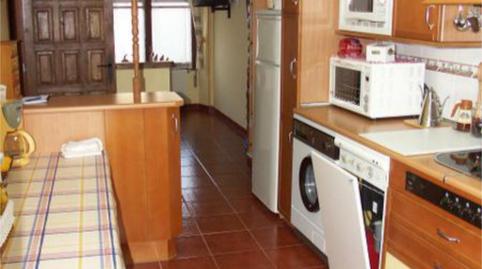 Foto 5 de Casa adosada en venda a Plaza el Rollo, 13, Busto de Bureba, Burgos