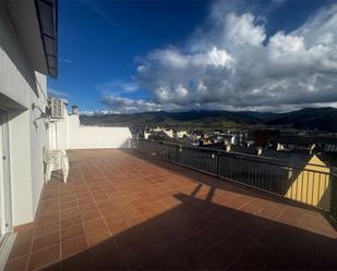 Terrassa de Pis de lloguer en La Seu d'Urgell amb Aire condicionat, Parquet i Terrassa