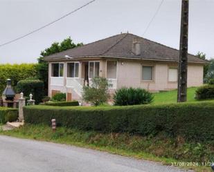 Exterior view of Single-family semi-detached for sale in A Pastoriza   with Terrace