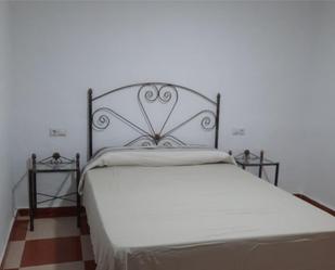 Bedroom of Flat to rent in Vélez-Málaga  with Air Conditioner, Heating and Furnished