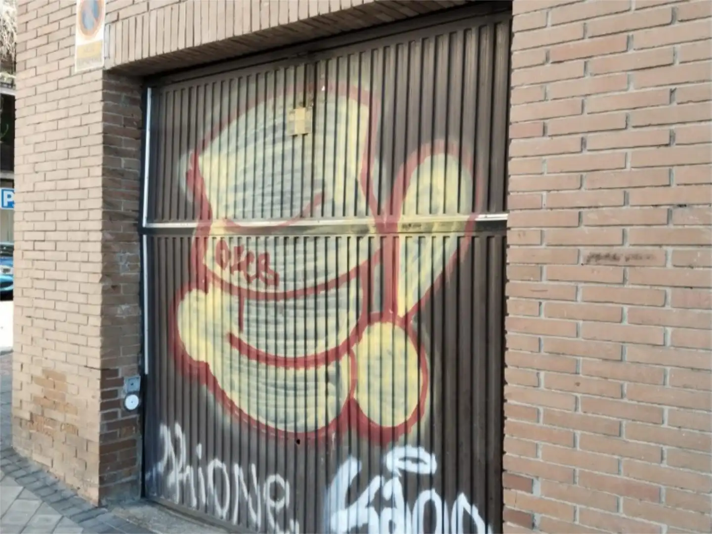 Vista exterior de Garaje de alquiler en Madrid