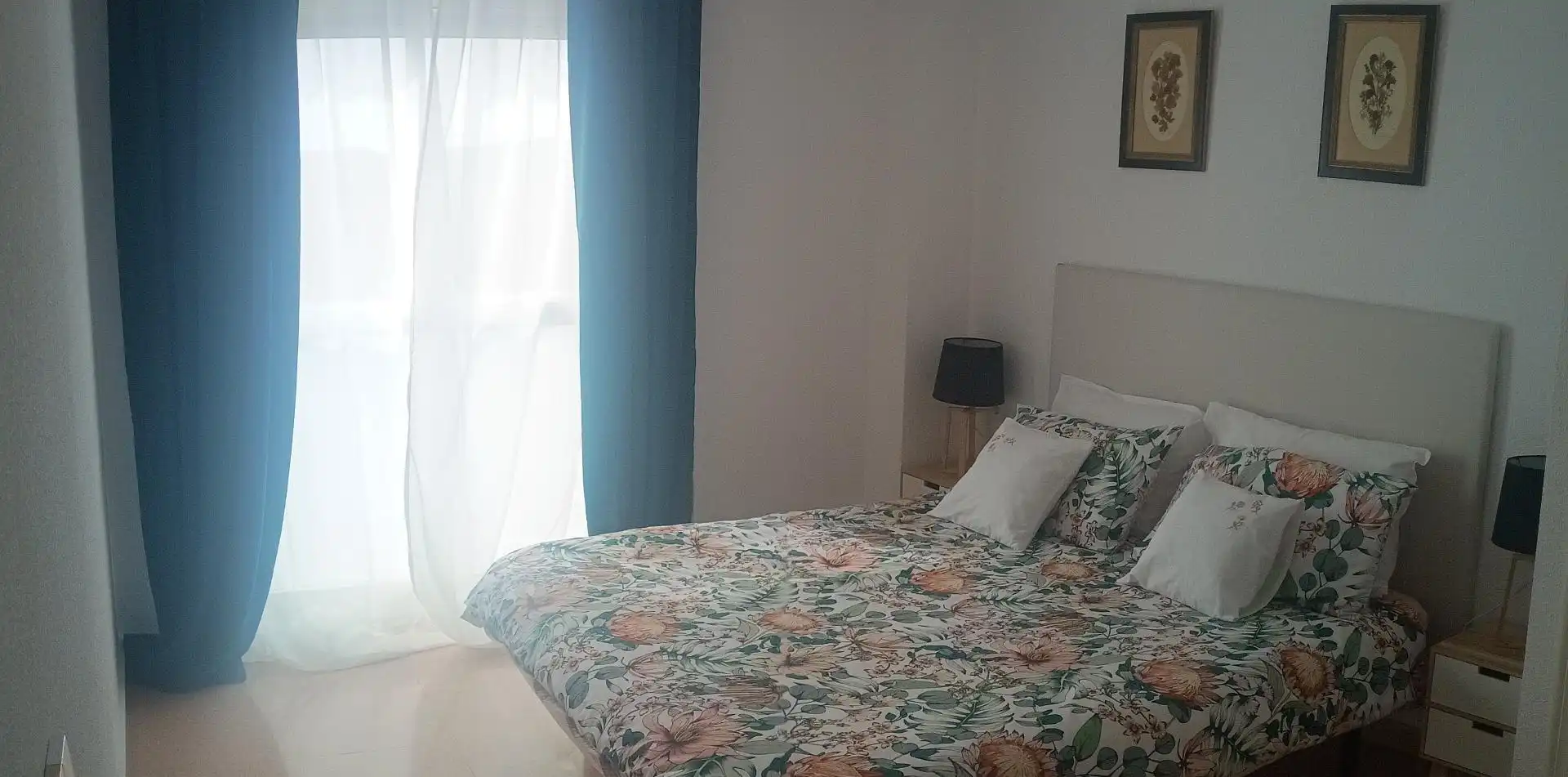 Pis de lloguer a Avinguda d'Elx, 109, Palmeral Dormitori de Pis de lloguer en Alicante / Alacant amb Jardí privat, Terrassa i Traster