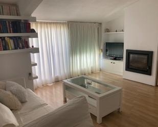 Living room of Attic to rent in Fuente El Saz de Jarama  with Private garden, Terrace and Swimming Pool