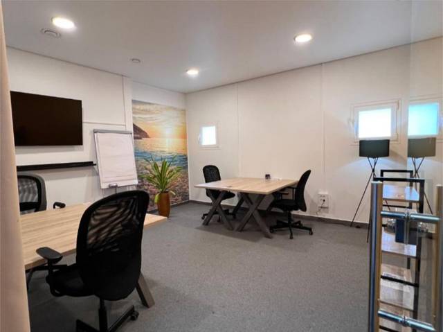 Oficina en Alquiler en Carrer de Marbella, 17 en Les Maravelles