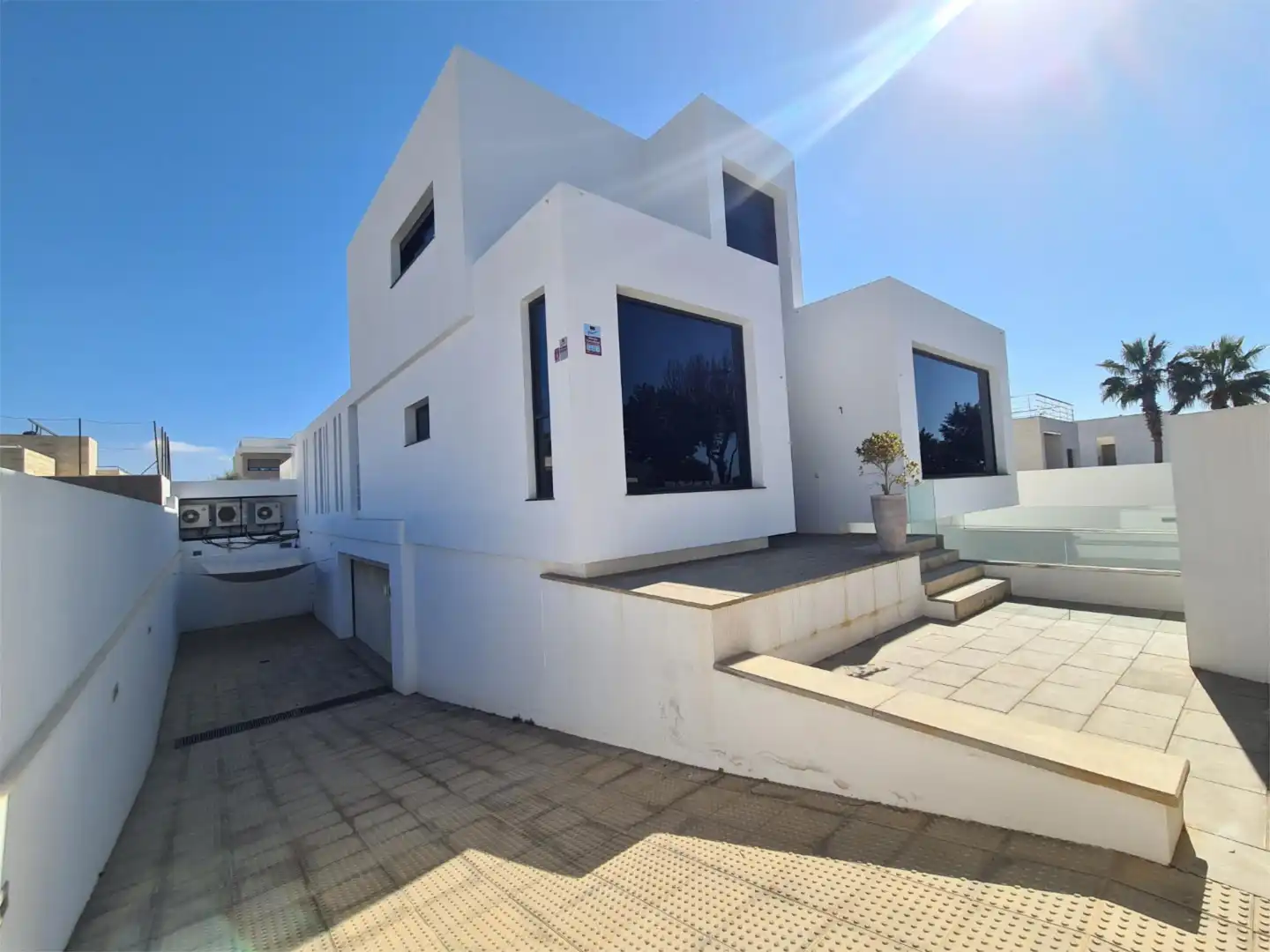 Houses for sale in Calle de los Juegos de Latakia, 161, El Toyo Houses for sale in Calle de los Juegos de Latakia, 161, El Toyo