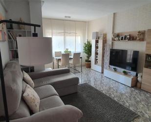 Living room of Flat for sale in Esplugues de Llobregat  with Air Conditioner, Heating and Parquet flooring