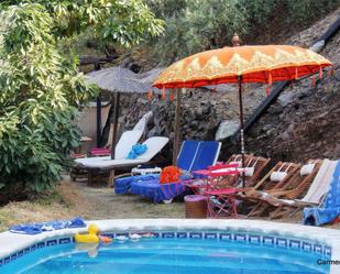 Piscina de Finca rústica de lloguer en Torrox amb Aire condicionat, Calefacció i Jardí privat