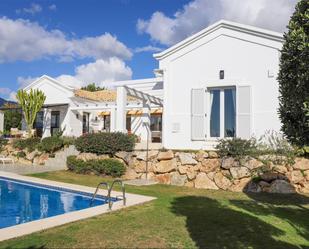 Jardí de Casa o xalet en venda en Istán amb Aire condicionat, Terrassa i Piscina