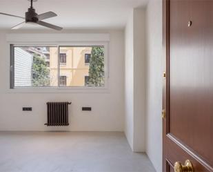 Bedroom of Office to rent in  Granada Capital