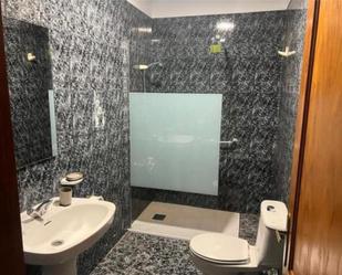 Bathroom of Flat to rent in Icod de los Vinos  with Terrace and Furnished