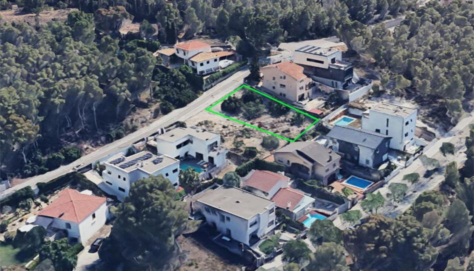 Residencial en venda a Carrer la Malvasia, 12, Mas d'En Serra - Els Cards, Barcelona - imatge 1 Foto 1 de Residencial en venda a Carrer la Malvasia, 12, Mas d'En Serra - Els Cards, Barcelona