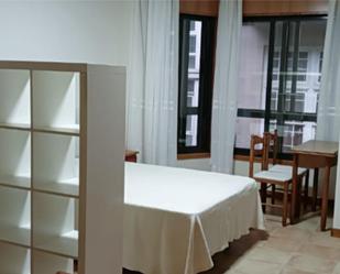 Study to rent in Rúa Churruca, 6, Centro - Areal