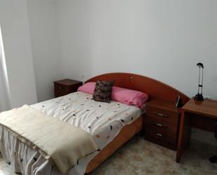 Flat to share in Calle Batalla de Clavijo, 50, El Ejido - Santa Ana