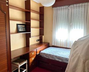 Bedroom of Flat to rent in Santurtzi 