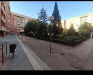 Vista exterior de Pis en venda en  Granada Capital amb Calefacció, Jardí privat i Terrassa