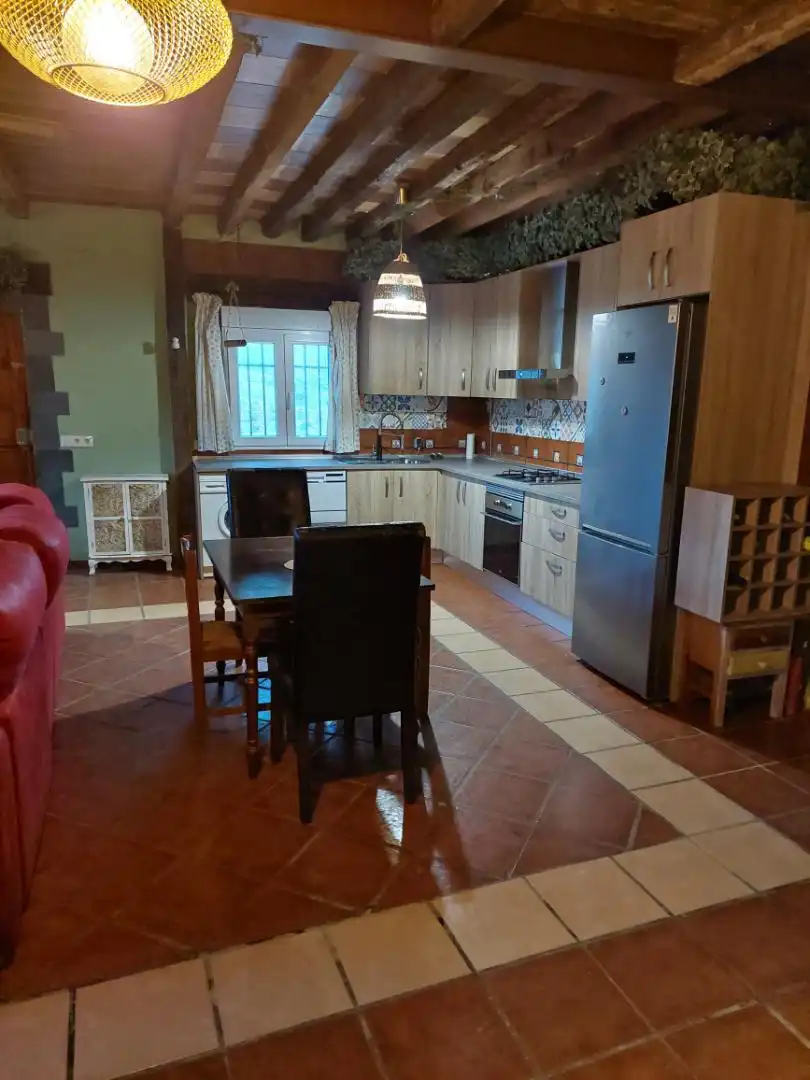 Cocina de Planta baja de alquiler en La Carolina con Aire acondicionado, Calefacción y Jardín privado