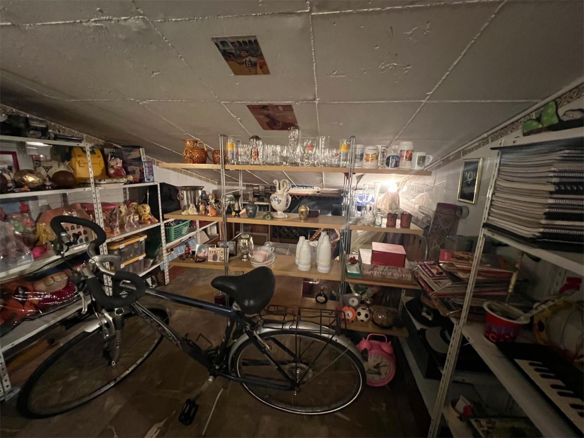 Box room for sale in  Sevilla Capital