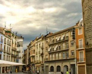 Vista exterior de Pis de lloguer en Manresa amb Calefacció, Terrassa i Traster