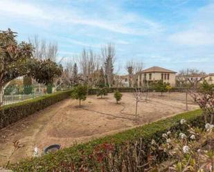 Casa adosada en venda en Alhendín