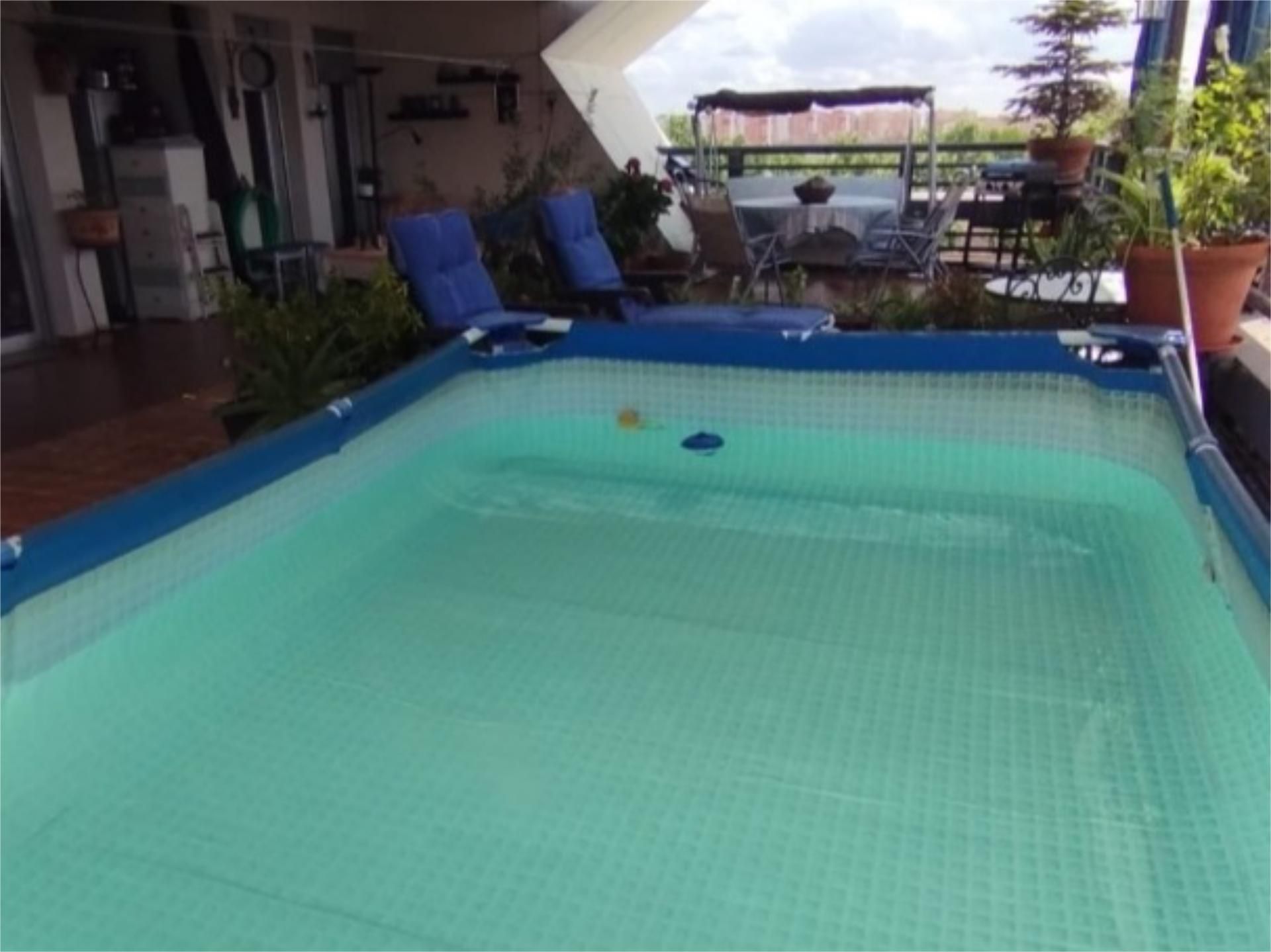 Swimming pool of Flat for sale in Parla  with Air Conditioner, Terrace and Swimming Pool