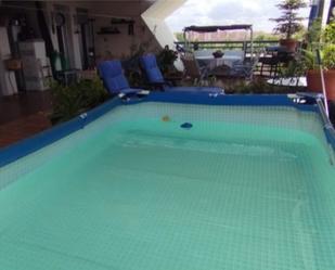 Piscina de Pis en venda en Parla amb Aire condicionat, Terrassa i Piscina