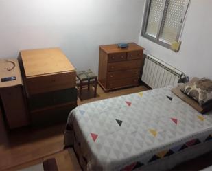 Bedroom of Flat to share in Torrejón de Ardoz  with Heating, Parquet flooring and Furnished