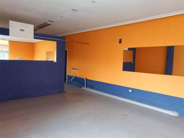 Local comercial en Alquiler en Calle Mercado, 9 en La Bañeza