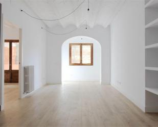 Flat for sale in  Barcelona Capital  with Balcony