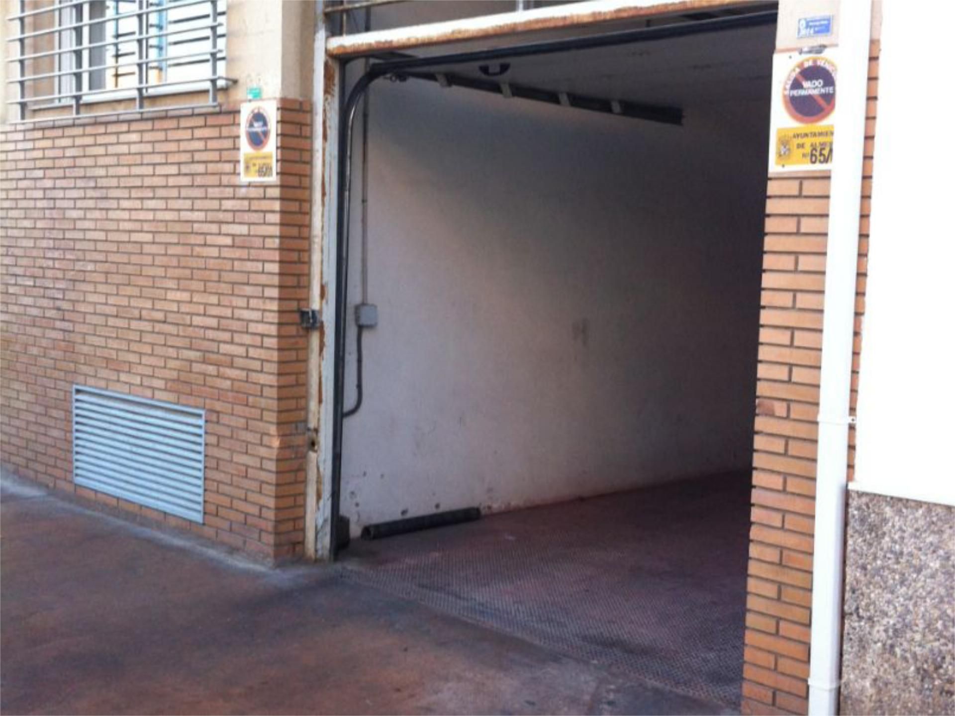 Parking of Garage to rent in  Almería Capital